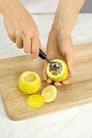 Приготовление блюда по рецепту - Лимоны с кремом и мелиссой. Шаг 2